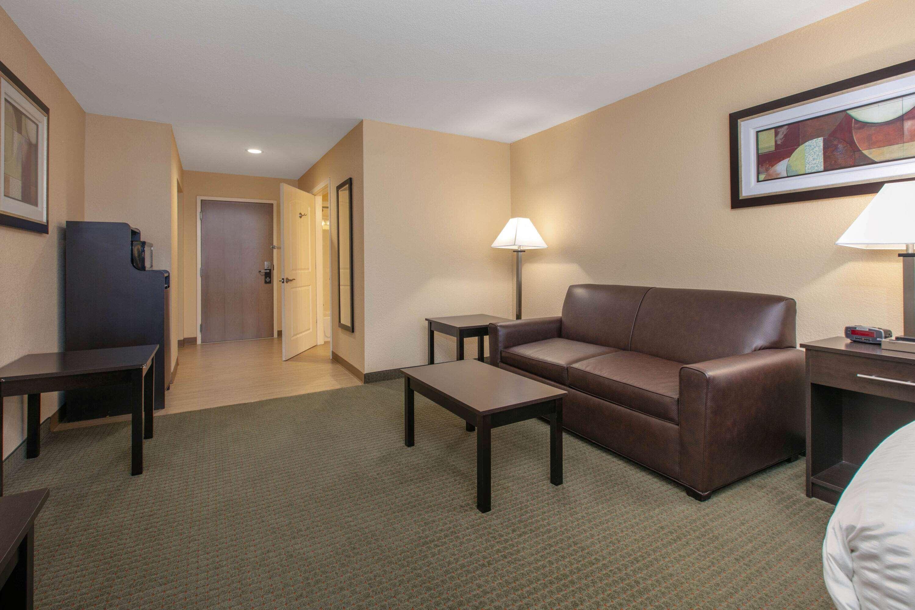 Days Inn & Suites By Wyndham Florence/Jackson Area Luaran gambar