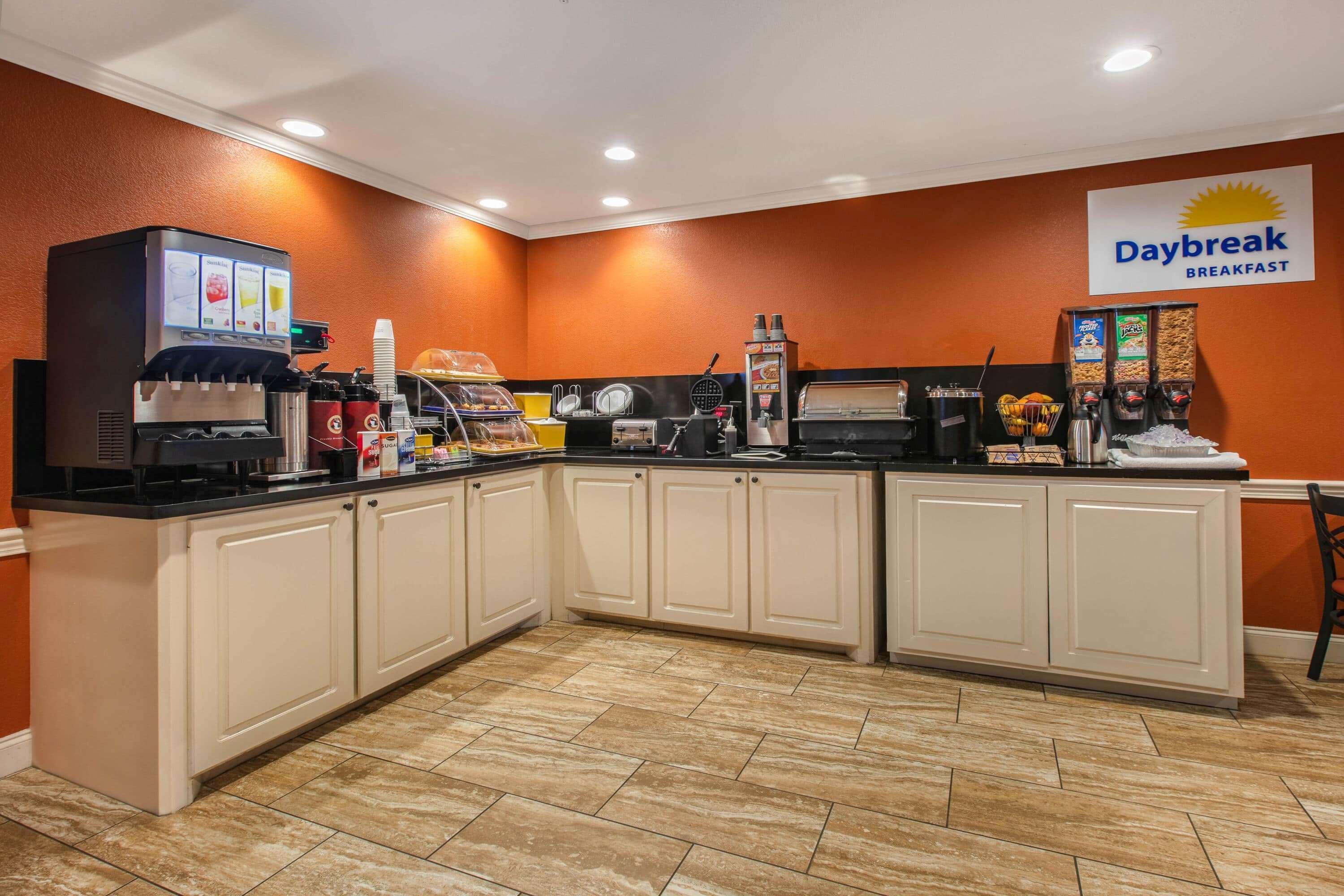Days Inn & Suites By Wyndham Florence/Jackson Area Luaran gambar